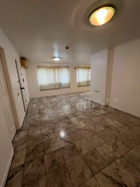 ขาย - Lumpini Place Sathorn : ลุมพินี เพลส สาทร, กรุงเทพ