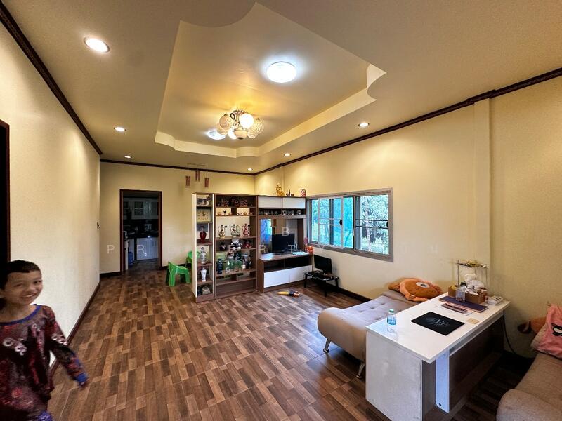 ขาย - บ้านเดี่ยวพร้อมที่ดินโป่งน้ำร้อน จันทบุรี, จันทบุรี