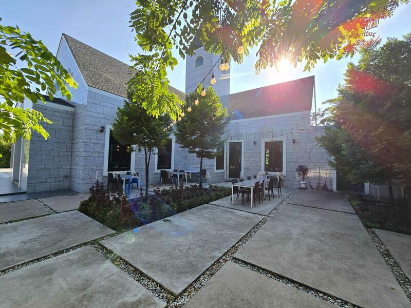 ขาย - ขายร้านอาหาร ขนาด 283 ตร.ม. ใกล้โรบินสันแม่สอด พร้อมทีมงานและอุปกรณ์, ตาก