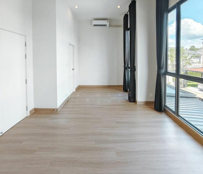 ขาย - V Compound Bangna-Srinakarin : วี คอมพาวด์ บางวี คอมพาวด์ บางนา-ศรีนครินทร์, สมุทรปราการ