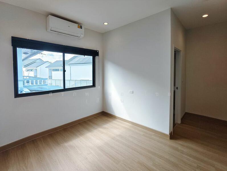 ขาย - V Compound Bangna-Srinakarin : วี คอมพาวด์ บางวี คอมพาวด์ บางนา-ศรีนครินทร์, สมุทรปราการ