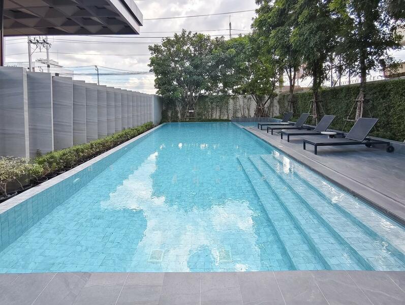 ขาย - V Compound Bangna-Srinakarin : วี คอมพาวด์ บางวี คอมพาวด์ บางนา-ศรีนครินทร์, สมุทรปราการ