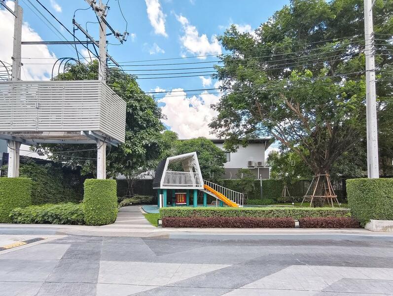 ขาย - V Compound Bangna-Srinakarin : วี คอมพาวด์ บางวี คอมพาวด์ บางนา-ศรีนครินทร์, สมุทรปราการ