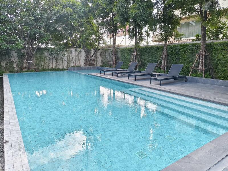 ขาย - V Compound Bangna-Srinakarin : วี คอมพาวด์ บางวี คอมพาวด์ บางนา-ศรีนครินทร์, สมุทรปราการ