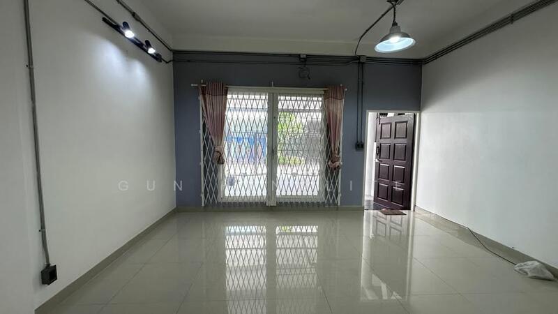 For Sale - 2-Bedroom Townhouse, Bangkok