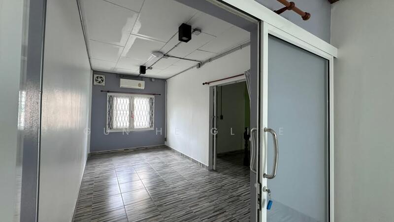 For Sale - 2-Bedroom Townhouse, Bangkok