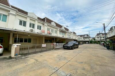 ขาย - ดิ เอ็กซ์คลูซีฟ นวลจันทร์, กรุงเทพ