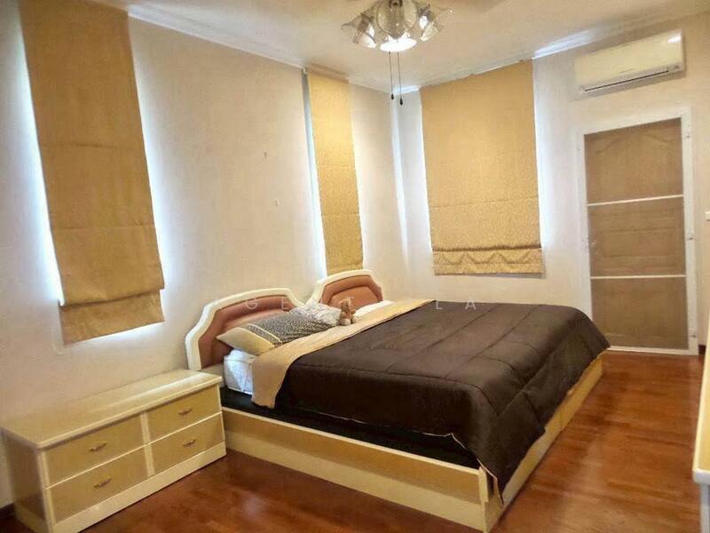 ให้เช่า - Single house for rent on Sukhumvit 105 (SPSAD3557), กรุงเทพ