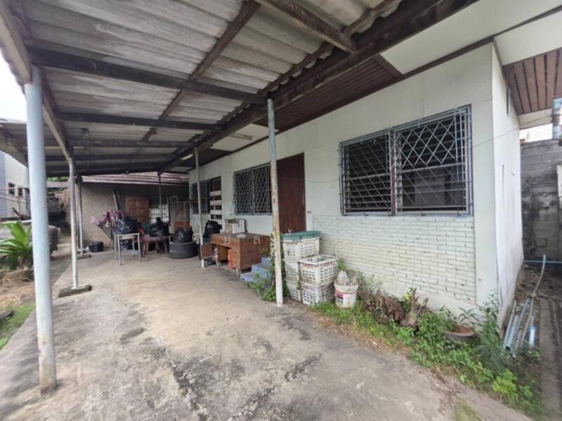 ขาย - ขาย ที่ดินเปล่า ซอยสายไหม 6 แยก 6 กทม. เข้าซอยเพียง 550 เมตรเท่านั้น, กรุงเทพ