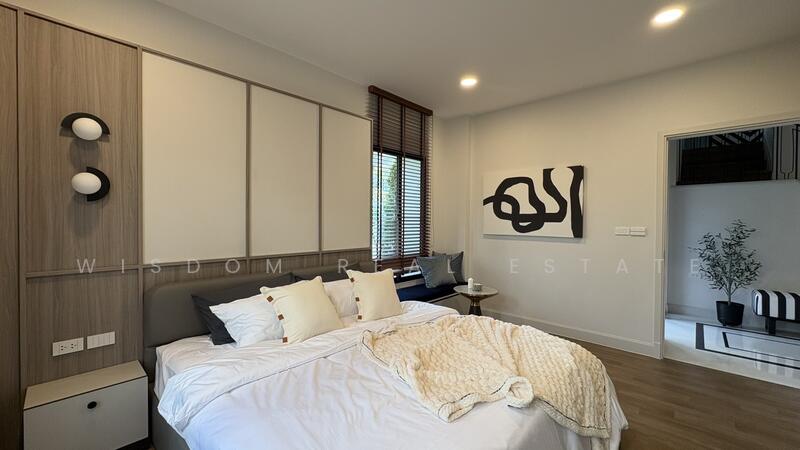 For Rent - Nantawan Pool Villa Rama 9 New Krungthepkretha, Bangkok