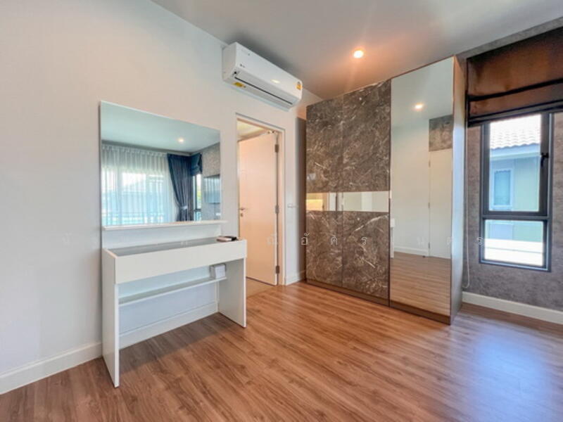 For Rent - Saransiri Chaiyaphruek-Chaengwattana, Nonthaburi