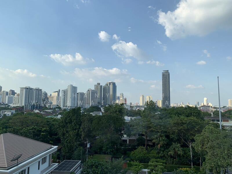 Scope Promsri room with the view