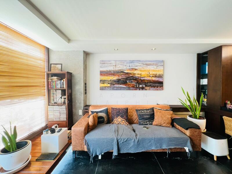 For Sale - Park Pavillion, Bangkok