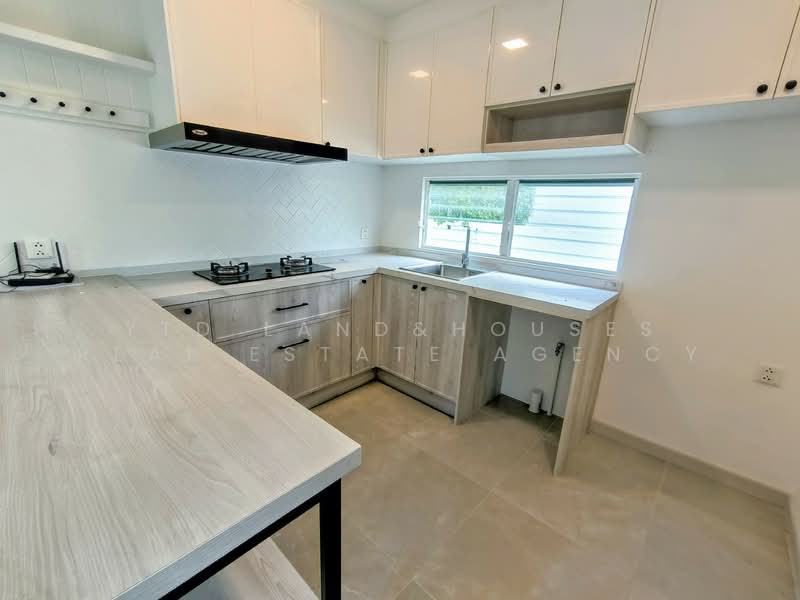 Chaiyapruek Bangna Km 15, Samut Prakan, 234 Moo 3 Km.15 Bangna-Trad Road Km.15, Bang Chalong, Bang Plee, Samut Prakan, 3 Bedrooms, 167 sqm, Single Detached House For Sale, by YTD Land&houses Real Estate Agency, 60238697 - DDproperty.com