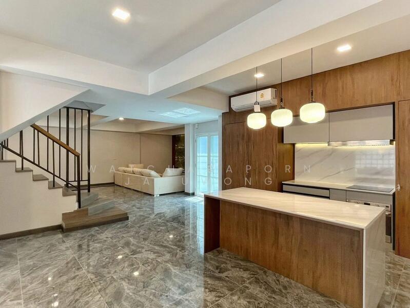 For Rent - White Mansion, Bangkok