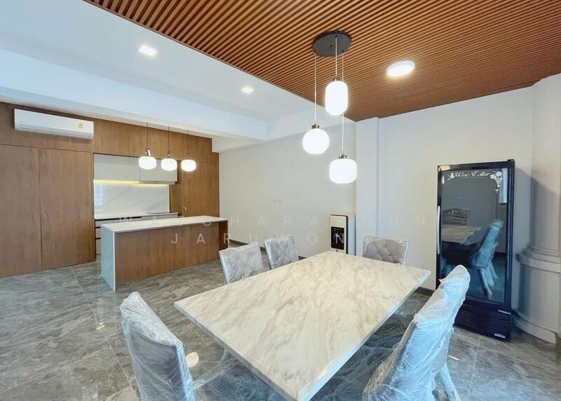 For Rent - White Mansion, Bangkok