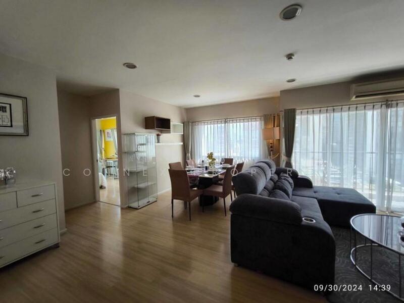 For Rent - Renova Residence Chidlom, Bangkok