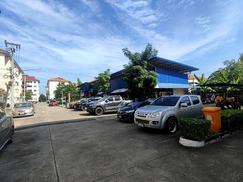 For Sale - Baan Ua-Athorn Thatumnak, Nakhon Pathom