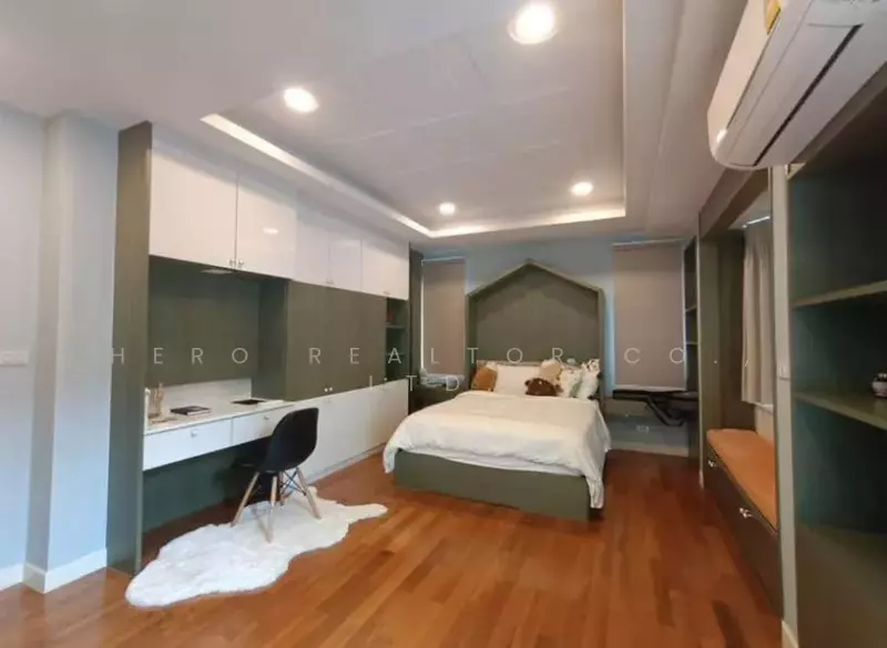 For Rent - The Legend Sathorn-Narathiwas, Bangkok