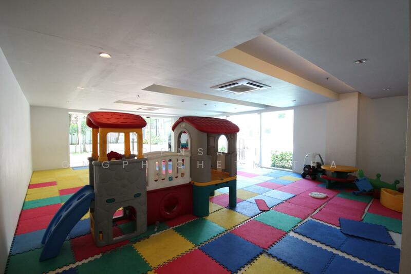 ให้เช่า - Richmond Hills Residence : ริชมอนด์ ฮิลส์ เรสซิเด้นซ์, กรุงเทพ