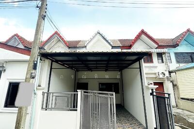 ขาย - หมู่บ้านธนาลักษณ์ 2 : Thanalak 2 Village, ปทุมธานี