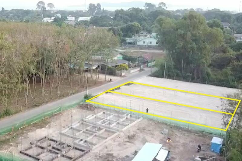 For Sale - Land for sale in Ban Phe, already filled, beautiful, area 129 sq m, next to Pherak Road, Soi 6,, Rayong