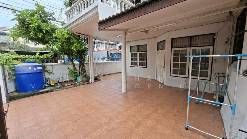 For Rent - PT-E19-001 _(ให้เช่า) ทาวน์เฮ้าส์ 2 ชั้น-หลังริม (พหลโยธิน 40) ตรงข้าม ม.เกษตรฯ-บางเขน เดินทางสะดวก, Bangkok