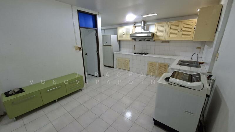 For Rent - PT-E19-001 _(ให้เช่า) ทาวน์เฮ้าส์ 2 ชั้น-หลังริม (พหลโยธิน 40) ตรงข้าม ม.เกษตรฯ-บางเขน เดินทางสะดวก, Bangkok