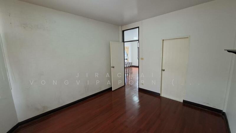 For Rent - PT-E19-001 _(ให้เช่า) ทาวน์เฮ้าส์ 2 ชั้น-หลังริม (พหลโยธิน 40) ตรงข้าม ม.เกษตรฯ-บางเขน เดินทางสะดวก, Bangkok