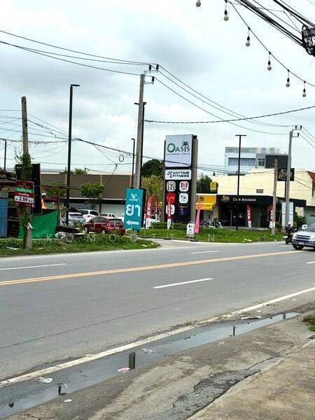 ขายอาคารพาณิชย์ 3.5 ชั้น 3 คูหา ขนาด 636 ตร.ม. ทำเลดี ใกล้ตลาดเจ้าพระยา ต.บางกร่าง อ.เมือง จ.นนทบุรี, นนทบุรี, บางกร่าง, เมืองนนทบุรี, นนทบุรี, 636 ตร.ม., ตึกแถว-อาคารพาณิชย์ ขาย, โดย Jutanon Komoottanaruk, 60239521 - DDproperty.com