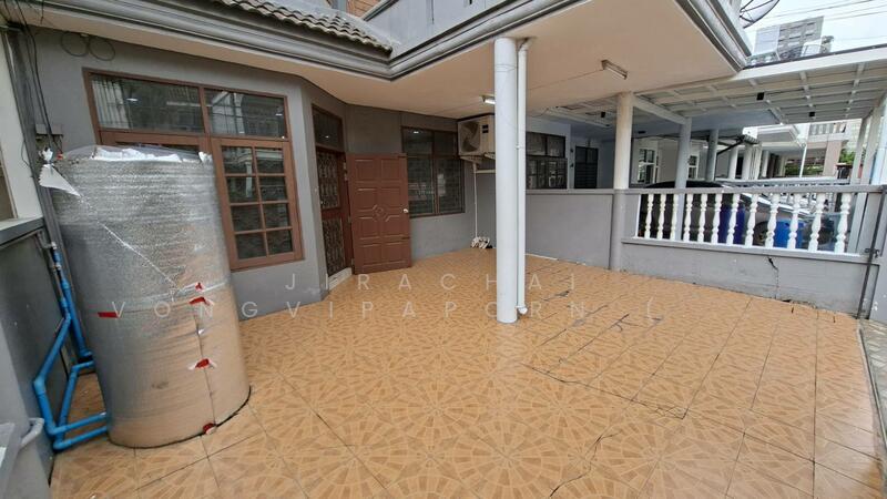 For Rent - PT-E19-002_(ให้เช่า) ทาวน์เฮ้าส์ 2 ชั้น (พหลโยธิน 40) ตรงข้าม ม.เกษตรฯ-บางเขน เดินทางสะดวก, Bangkok