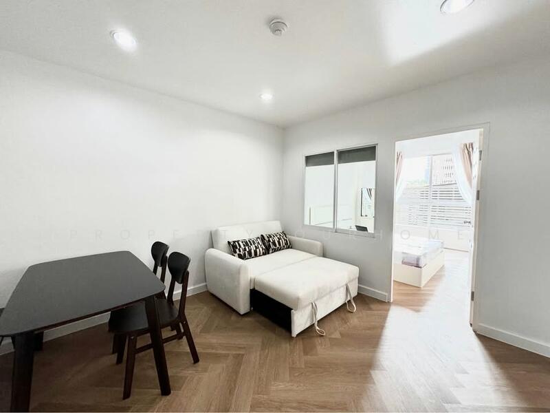 ขาย - Life @ Phahon 18 : ไลฟ์ @ พหล 18, กรุงเทพ