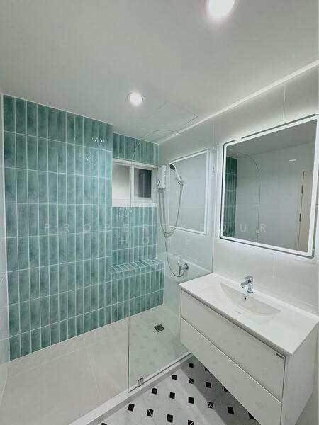 ขาย - Life @ Phahon 18 : ไลฟ์ @ พหล 18, กรุงเทพ