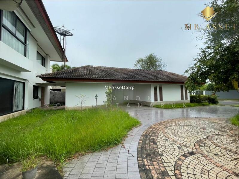 ขาย - ขายบ้านเดี่ยว 2 ชั้น หมู่บ้านปัญญารีสอร์ท สไตล์ contemporary ริมถนนสุขุมวิท ใกล้ตลาดหนองมน บางพระ, ชลบุรี