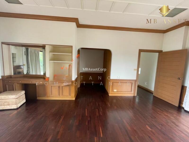 ขาย - ขายบ้านเดี่ยว 2 ชั้น หมู่บ้านปัญญารีสอร์ท สไตล์ contemporary ริมถนนสุขุมวิท ใกล้ตลาดหนองมน บางพระ, ชลบุรี