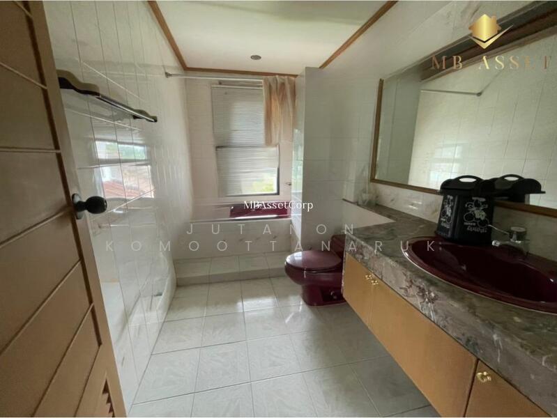 ขาย - ขายบ้านเดี่ยว 2 ชั้น หมู่บ้านปัญญารีสอร์ท สไตล์ contemporary ริมถนนสุขุมวิท ใกล้ตลาดหนองมน บางพระ, ชลบุรี