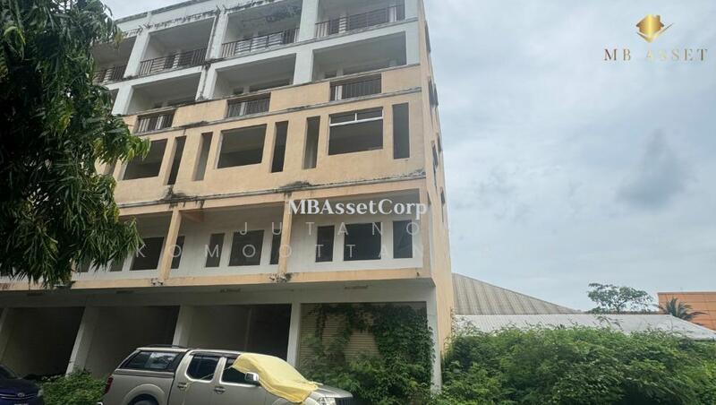 For Sale - ขายอาคารพาณิชย์ใหม่ 4 ชั้นครึ่ง (มีชั้นลอย) ติดถนนเศรษฐกิจ 1 – คลองมะเดื่อ อำเภอกระทุ่มแบน, Samut Sakhon