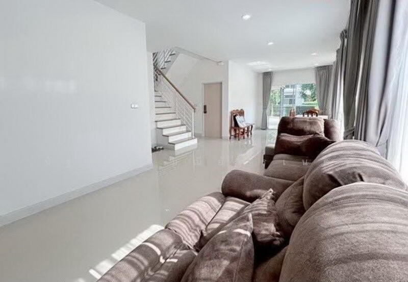 For Rent - Centro Phahol-Vibhavadi, Pathum Thani