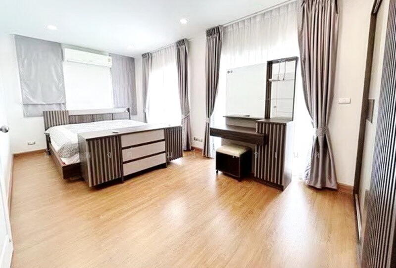 For Rent - Centro Phahol-Vibhavadi, Pathum Thani