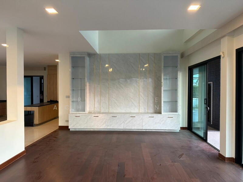 For Sale - Casalunar Mesto Home, Chon Buri