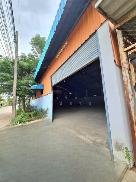 For Sale - Warehouse for sale in Chachoengsao, area 120 sq m, Suwinthawong Road, Chachoengsao