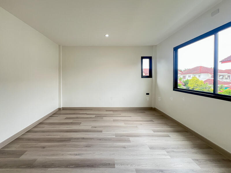 For Sale - Chonlada Bangbuathong, Nonthaburi