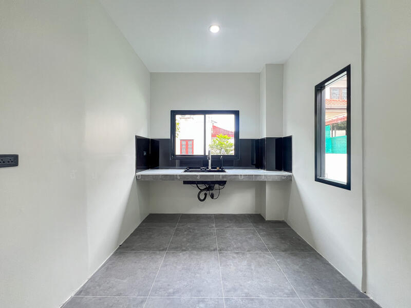 For Sale - Chonlada Bangbuathong, Nonthaburi