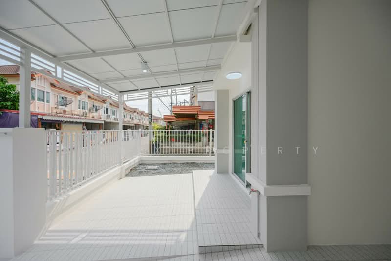 Pruksa Ville 19 Wongwaen-Pinklao, Nonthaburi, ถนนอัจฉริยะพัฒนา ต.ปลายบาง อ.บางกรวย จ.นนทบุรี, Plai Bang, Bang Kruai, Nonthaburi, 3 Bedrooms, 110 sqm, Townhouse For Sale, by Connex Property, 60240264 - DDproperty.com