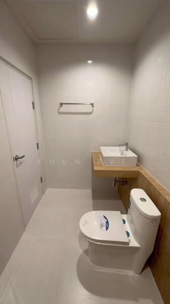 For Sale - Newly renovated townhouse for sale on Sukhumvit 77, On Nut, near Srinakarin BTS station (SPSEVE1, Bangkok