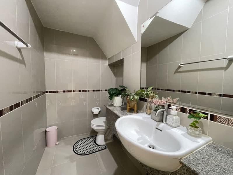Supalai Suanluang Townhome, Bangkok, Soi Supalai, Chaloem Phrakiat Rama 9 Road, Prawet, Bangkok, 4 Bedrooms, 180 sqm, Townhouse For Sale, by คุณสรินรัตน์ รุจิรภัทร์ดิลก (เม), 60240324 - DDproperty.com