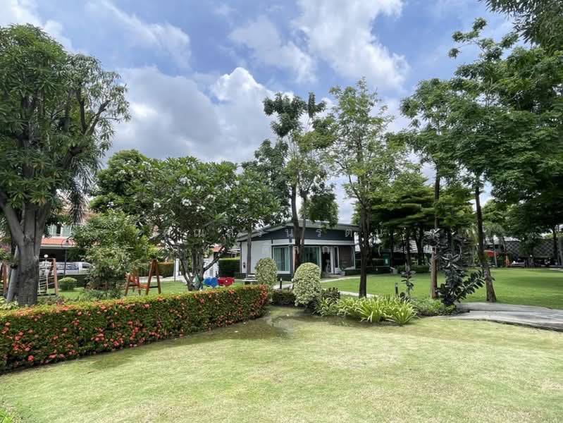 Supalai Suanluang Townhome : ศุภาลัย สวนหลวง ทาวน์โฮม, กรุงเทพ, ซอยศุภาลัย ถนนเฉลิมพระเกียรติ ร.9, ประเวศ, กรุงเทพ, 180 ตร.ม., ทาวน์เฮ้าส์ ขาย, โดย คุณสรินรัตน์ รุจิรภัทร์ดิลก (เม), 60240324 - DDproperty.com
