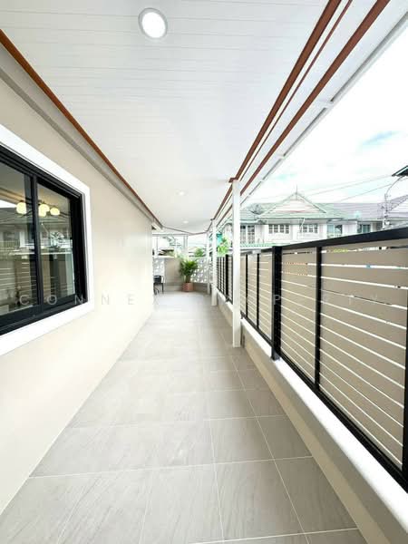 Baan Pruksa 14 A Bangbuathong, Nonthaburi, Soi Pruksa Village 14 A, Bang Khu Rat, Bang Bua Thong, Nonthaburi, 4 Bedrooms, 180 sqm, Townhouse For Sale, by Connex Property, 60240662 - DDproperty.com