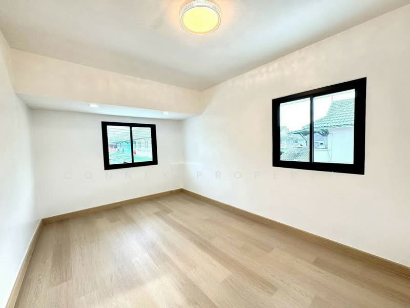 Baan Pruksa 14 A Bangbuathong, Nonthaburi, Soi Pruksa Village 14 A, Bang Khu Rat, Bang Bua Thong, Nonthaburi, 4 Bedrooms, 180 sqm, Townhouse For Sale, by Connex Property, 60240662 - DDproperty.com
