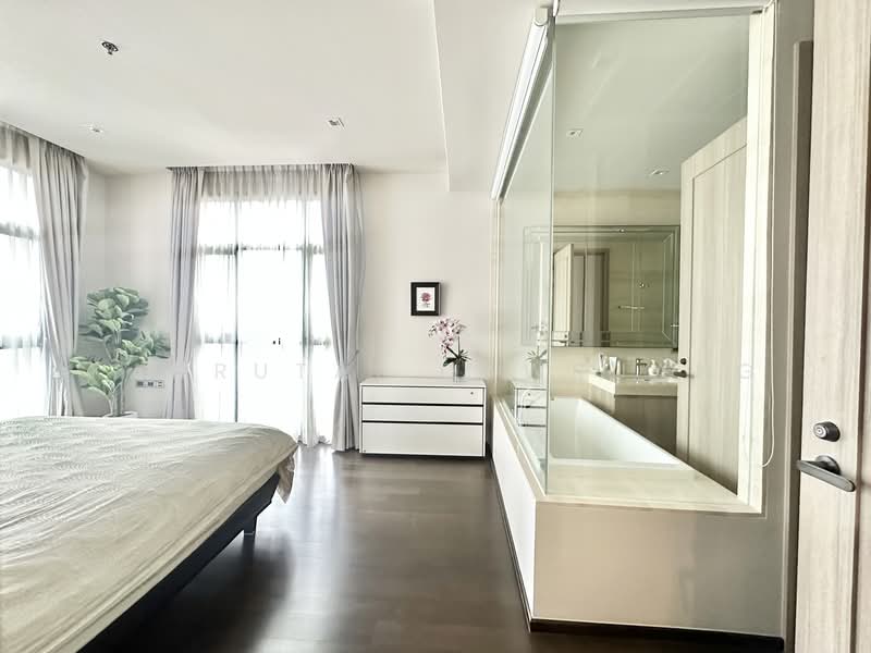 For Sale - The XXXIX By Sansiri, Bangkok